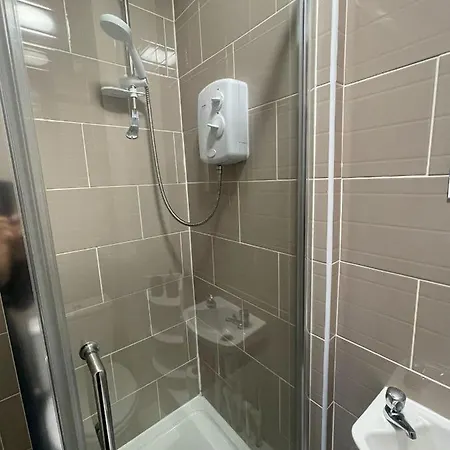 Deluxe Centrally Located Studio Apt In Manchester Exterior photo