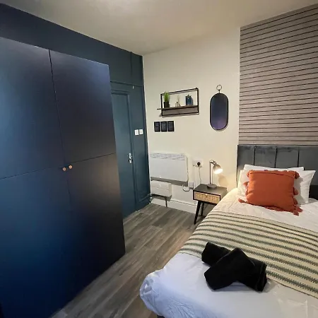 Deluxe Centrally Located Studio Apt In Manchester Exterior photo