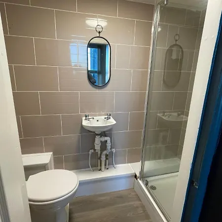 Deluxe Centrally Located Studio Apt In Manchester Exterior photo