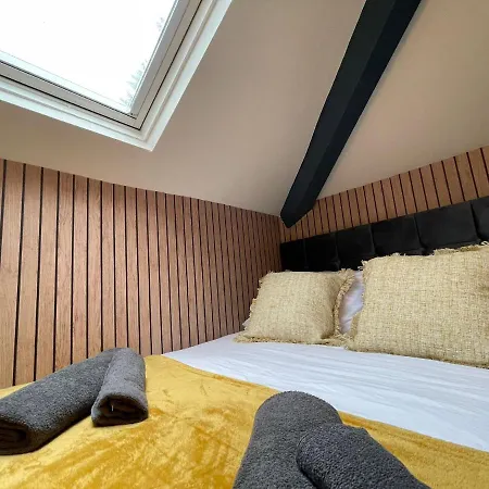 Deluxe Centrally Located Studio Apt In Manchester Exterior photo