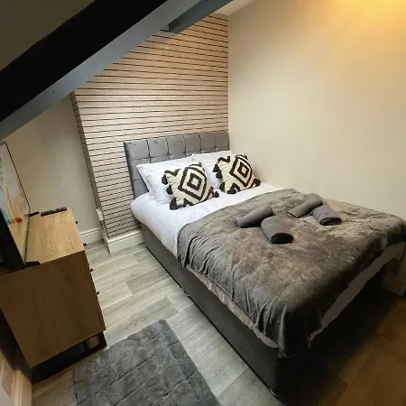 Deluxe Centrally Located Studio Apt In Manchester Exterior photo