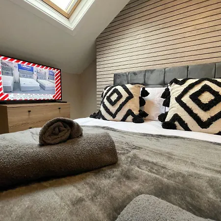 Deluxe Centrally Located Studio Apt In Manchester Exterior photo