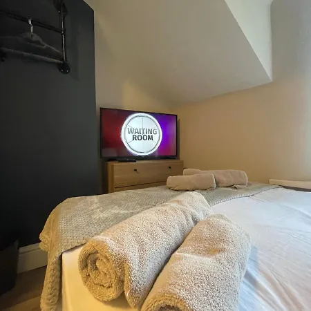 Deluxe Centrally Located Studio Apt In Manchester Exterior photo