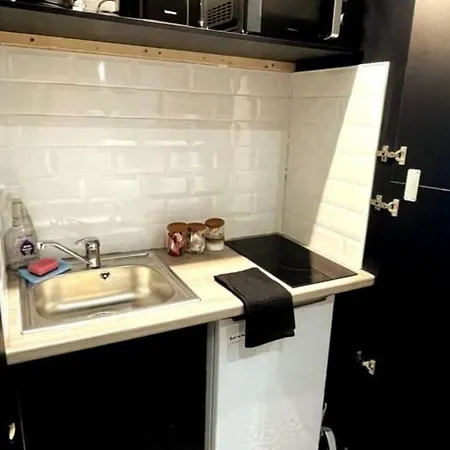 Deluxe Centrally Located Studio Apt In Manchester Exterior photo